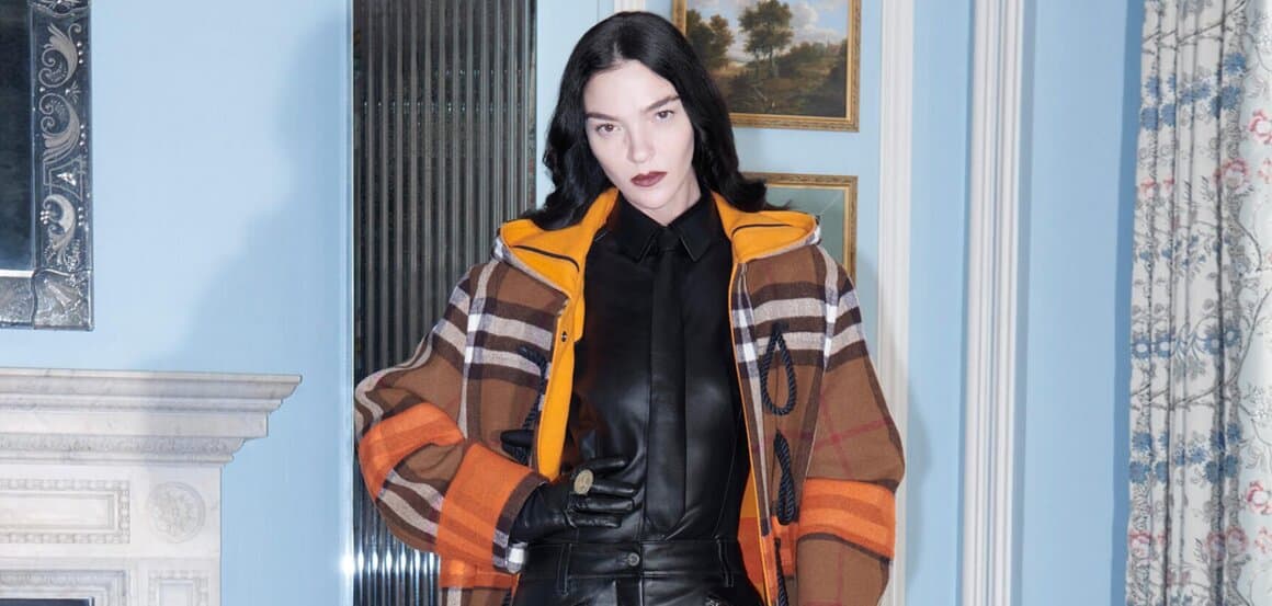 Burberry: Resort 2023 - 10 Magazine